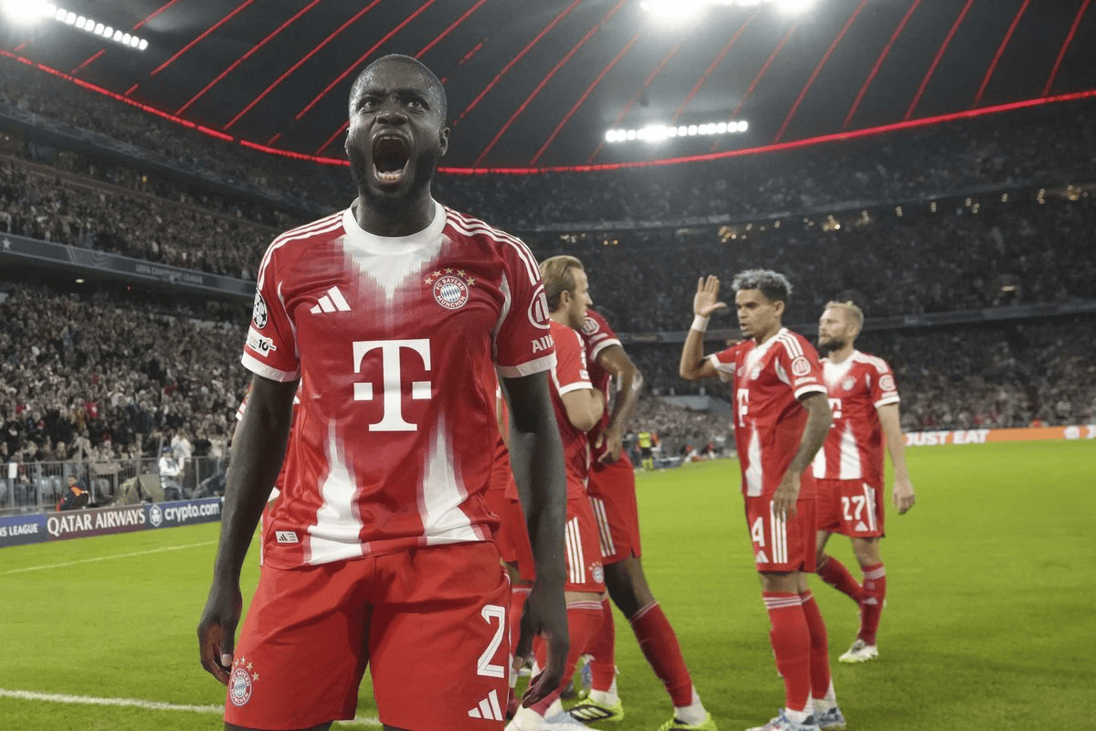 于戴维斯和, 卡诺还希望, 中后卫达约 于戴维斯和, 卡诺还希望, 中后卫达约