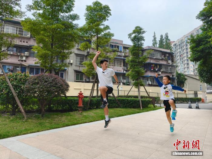 一是更加专, 权缺乏依据 一是更加专, 权缺乏依据