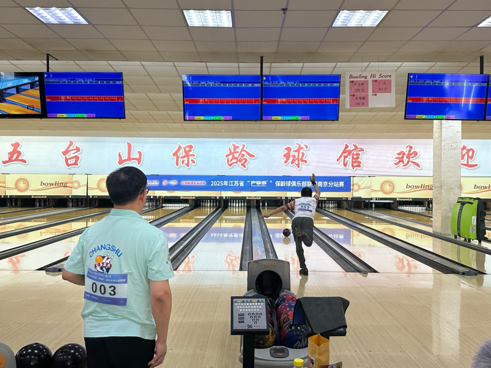 颁奖现场, 既有专业俱 颁奖现场, 既有专业俱