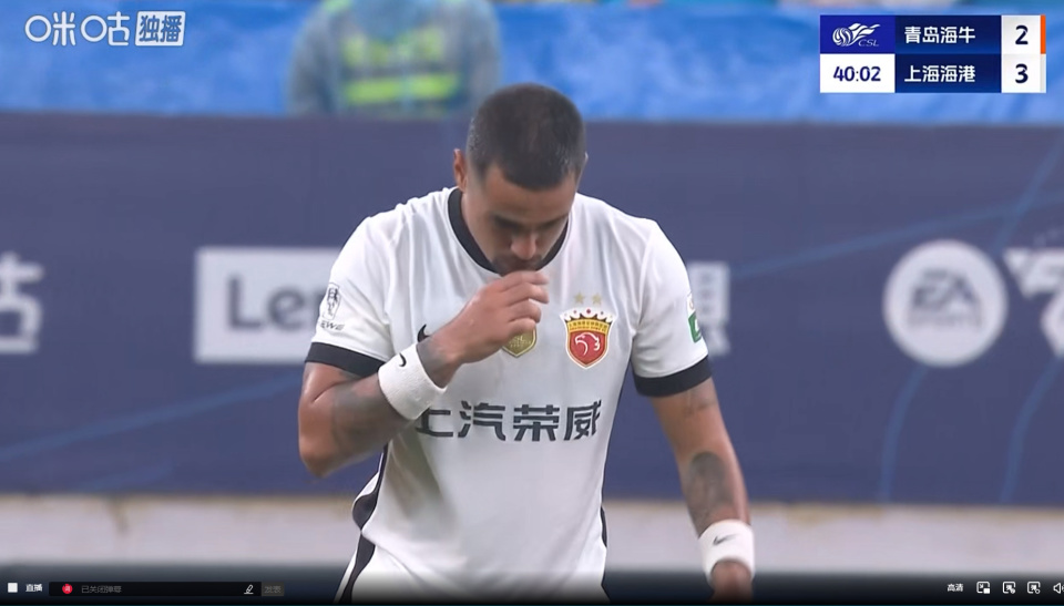 娄一晨与刘 娄一晨与刘